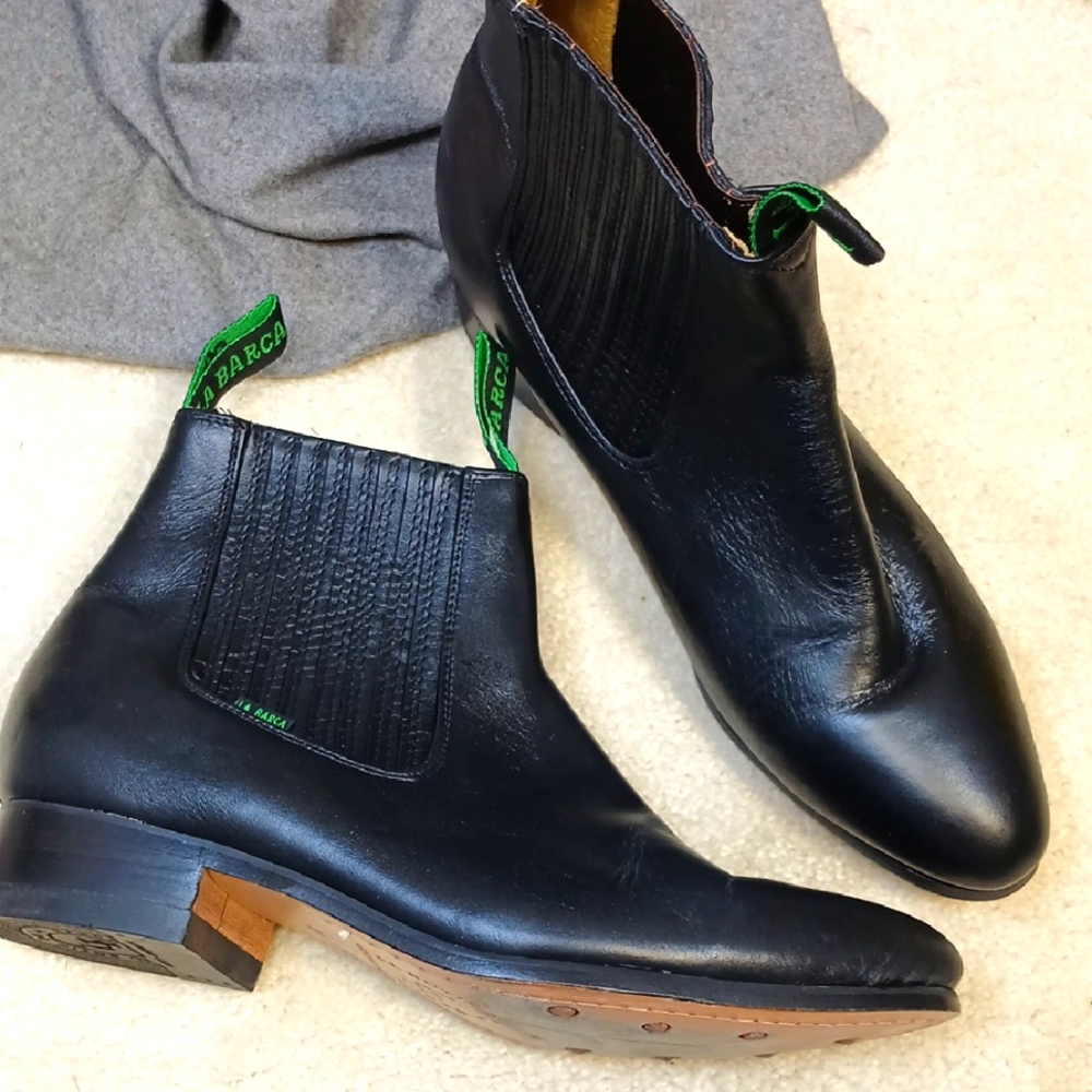 La Barca mens leather ankle boots. mint condition. size 11.5